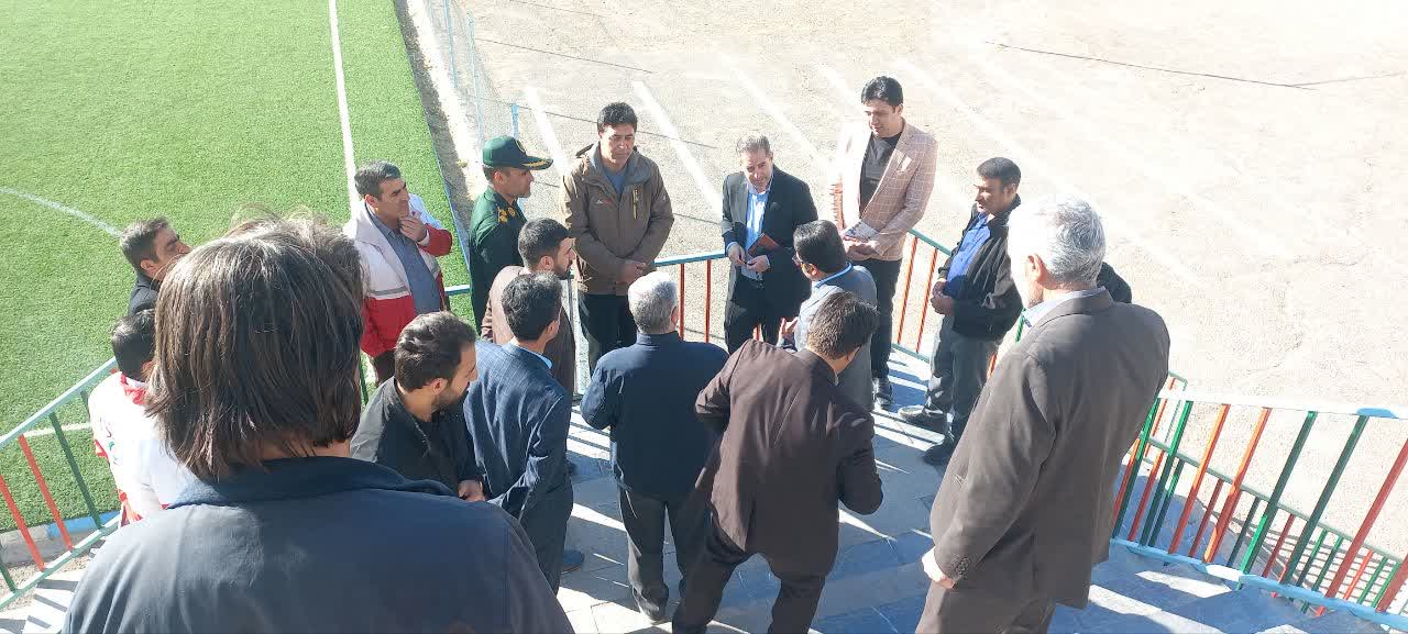 مانور میدانی تخلیه اضطراری و اطفای حریق در هشترود برگزار شد.