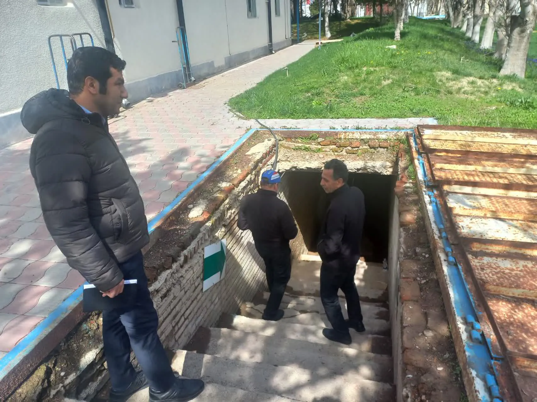تلاش بی‌وقفه‌ی بازرسان بهداشت حرفه در دوران جنگ رمضان