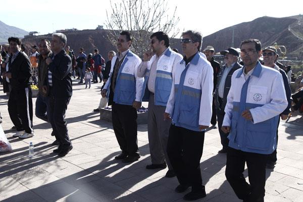 برگزاری مراسم کوهپیمایی به مناسبت هفته سلامت در تبریز 