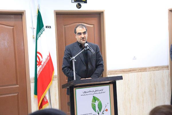 دکتر هاشمی: مراقبین سلامت می بایستی کمر همت