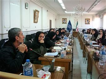 برگزاری نشست فصلی گروه سلامت نوجوانان، جوانان و مدارس در مرکز بهداشت استان آذربایجان شرقی 