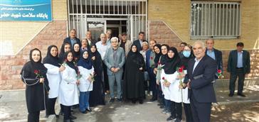 جلب همکاری مسئولین استان در ارتقاء یا ایجاد کانون های دوستدار سالمند