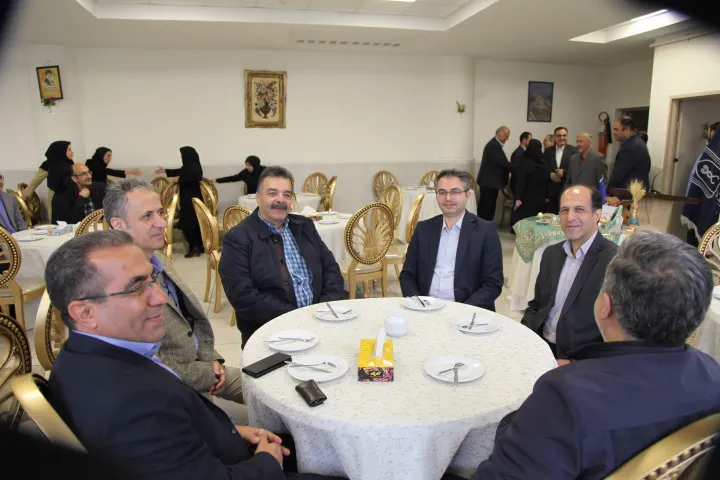 دیدار نوروزی معاون بهداشت دانشگاه با همکاران مرکز بهداشت استان