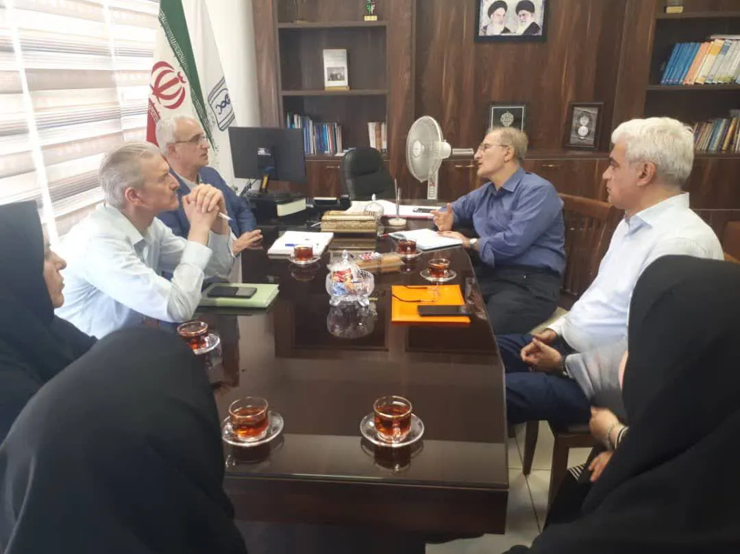 بازدید معاون بهداشت دانشگاه علوم پزشکی اردبیل و هیئت همراه از کانون‌های دوستدار شهروند ارشد  